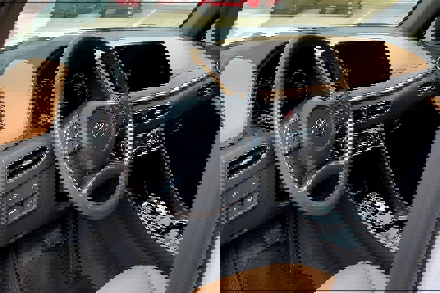 Used 2022 Hyundai Sonata Limited image 18