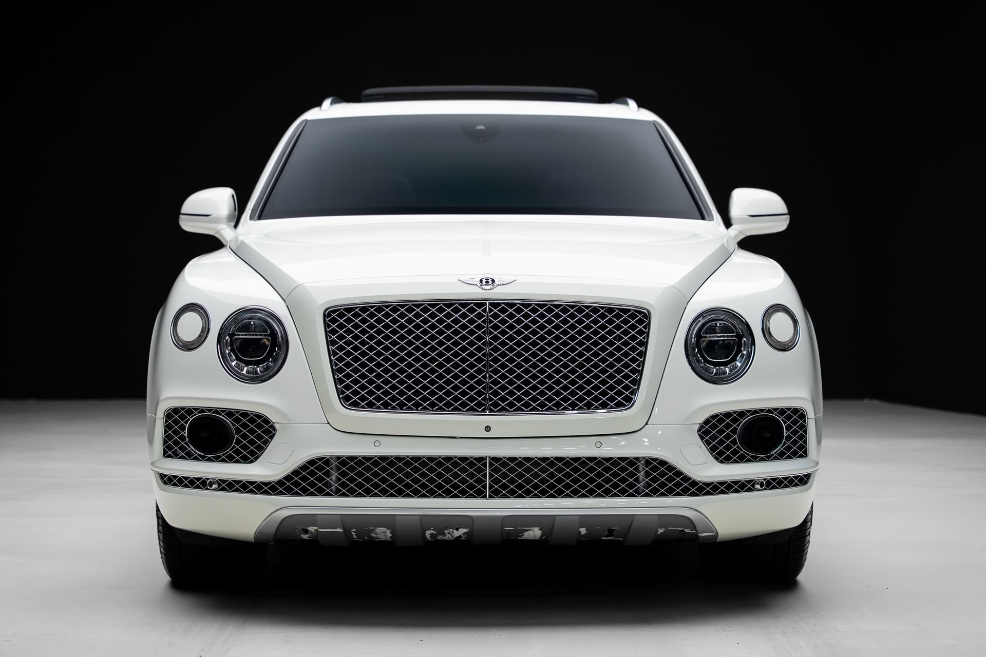 Used 2018 Bentley Bentayga AWD/4WD image 8