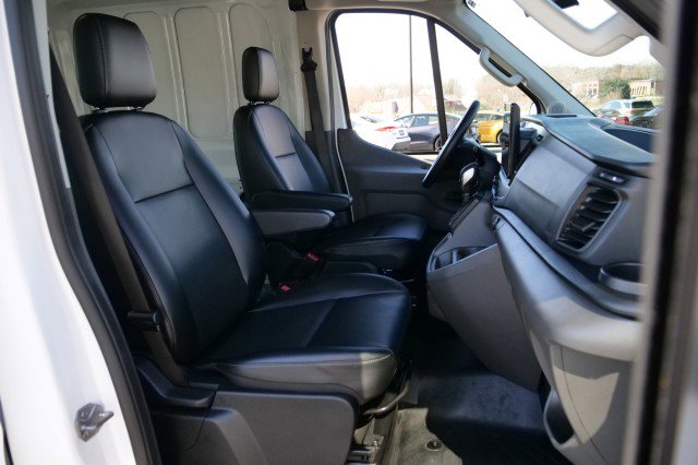 Used 2025 Ford Transit 250 148 Medium Roof Extended AWD image 27