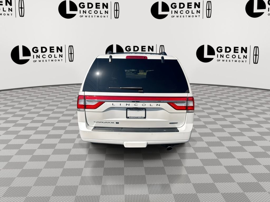 Used 2016 Lincoln Navigator L Select image 7