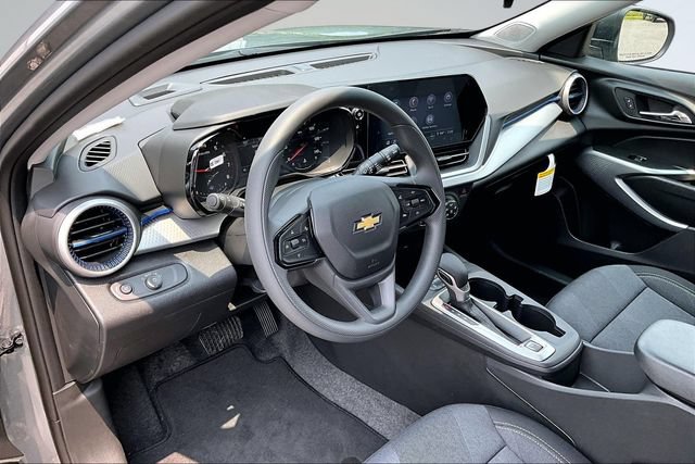 New 2026 Chevrolet Trax LS FWD image 7