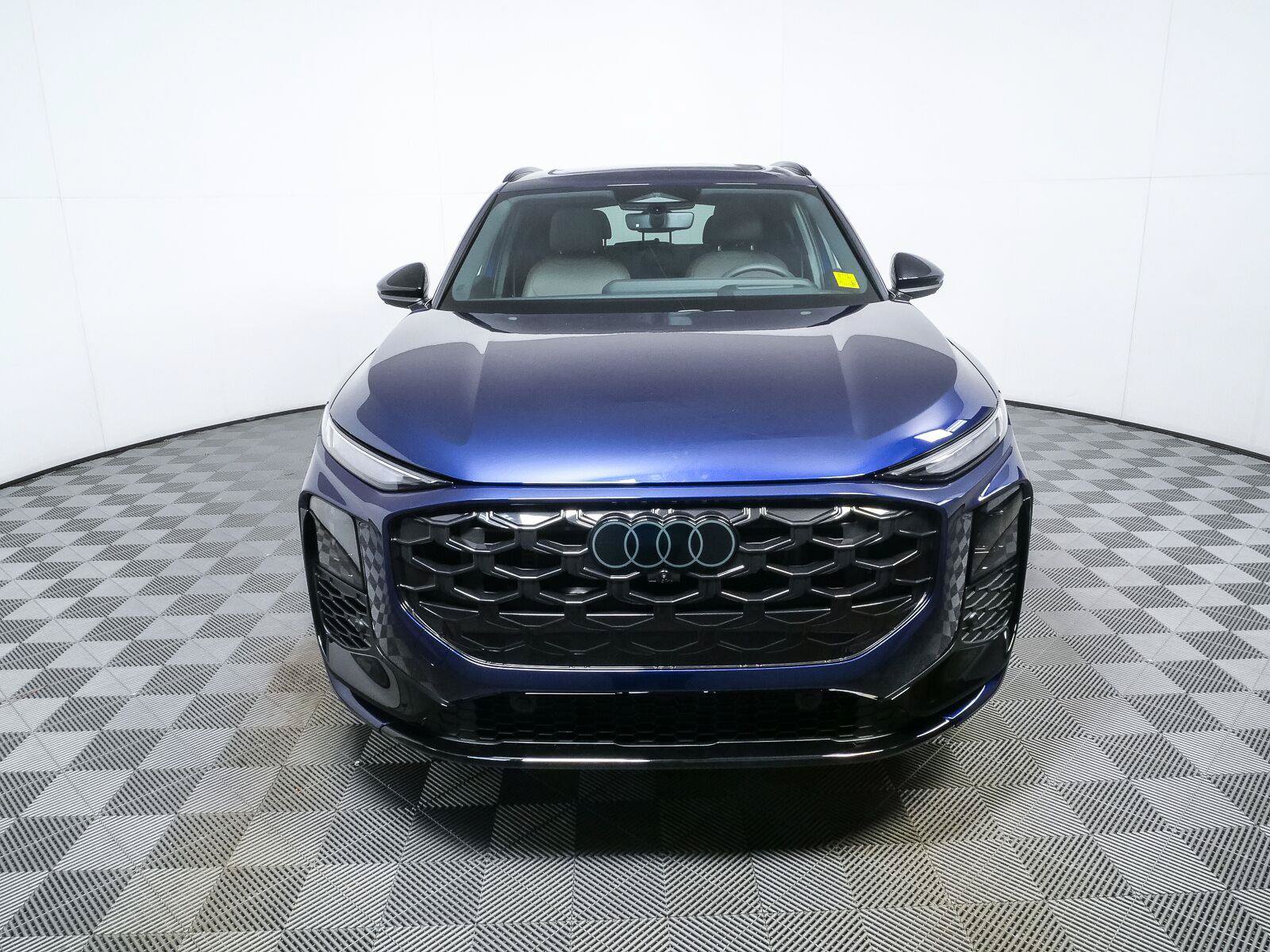 New 2026 Audi Q3 quattro 2.0T AWD/4WD image 36
