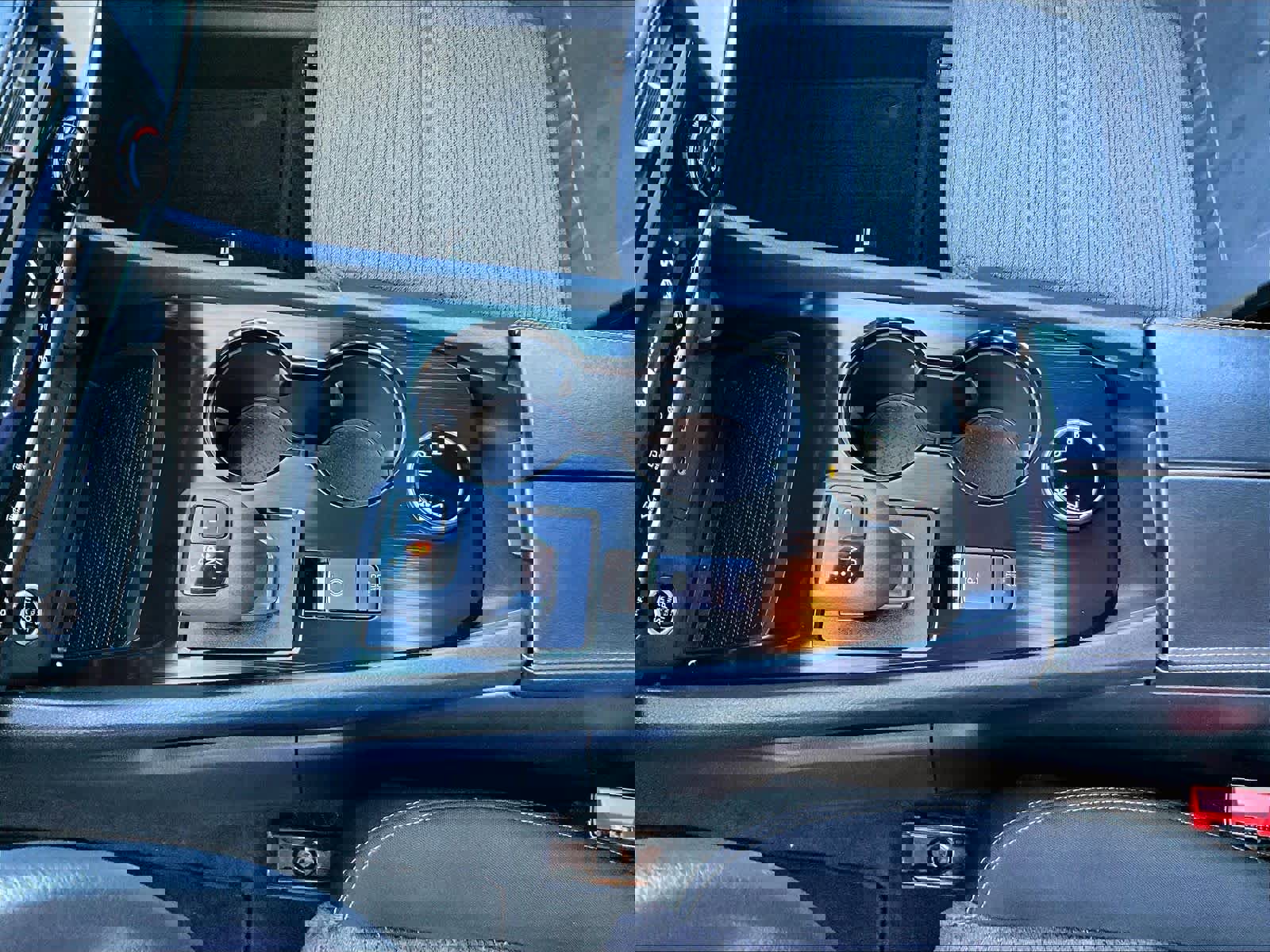 Used 2023 Nissan Rogue SV image 19