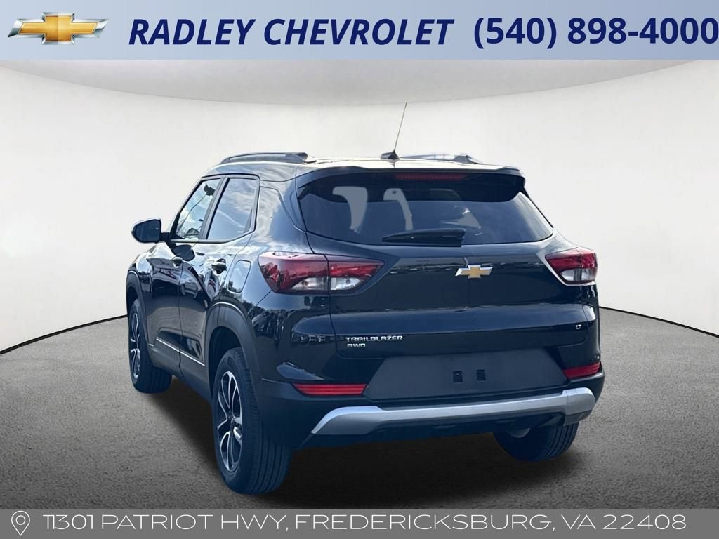 Certified 2025 Chevrolet TrailBlazer LT image 3
