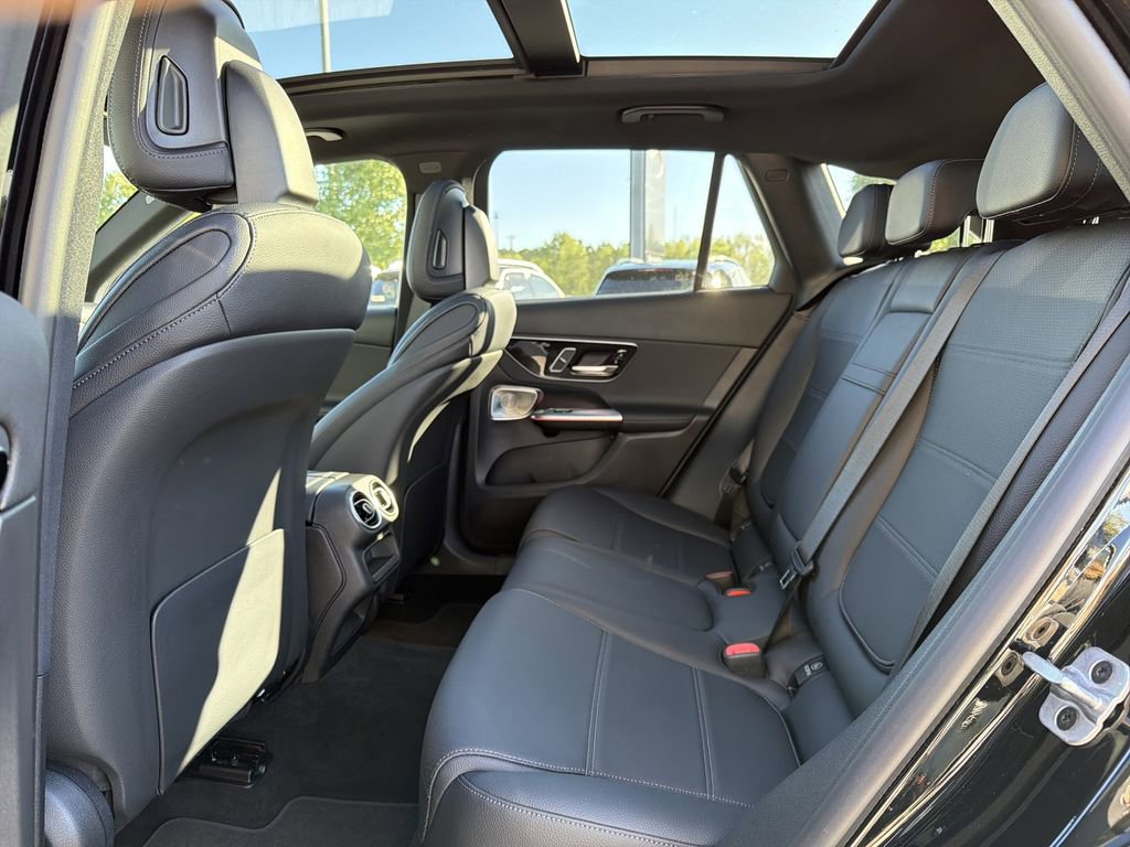 Certified 2025 Mercedes-Benz GLC 300 4MATIC image 13