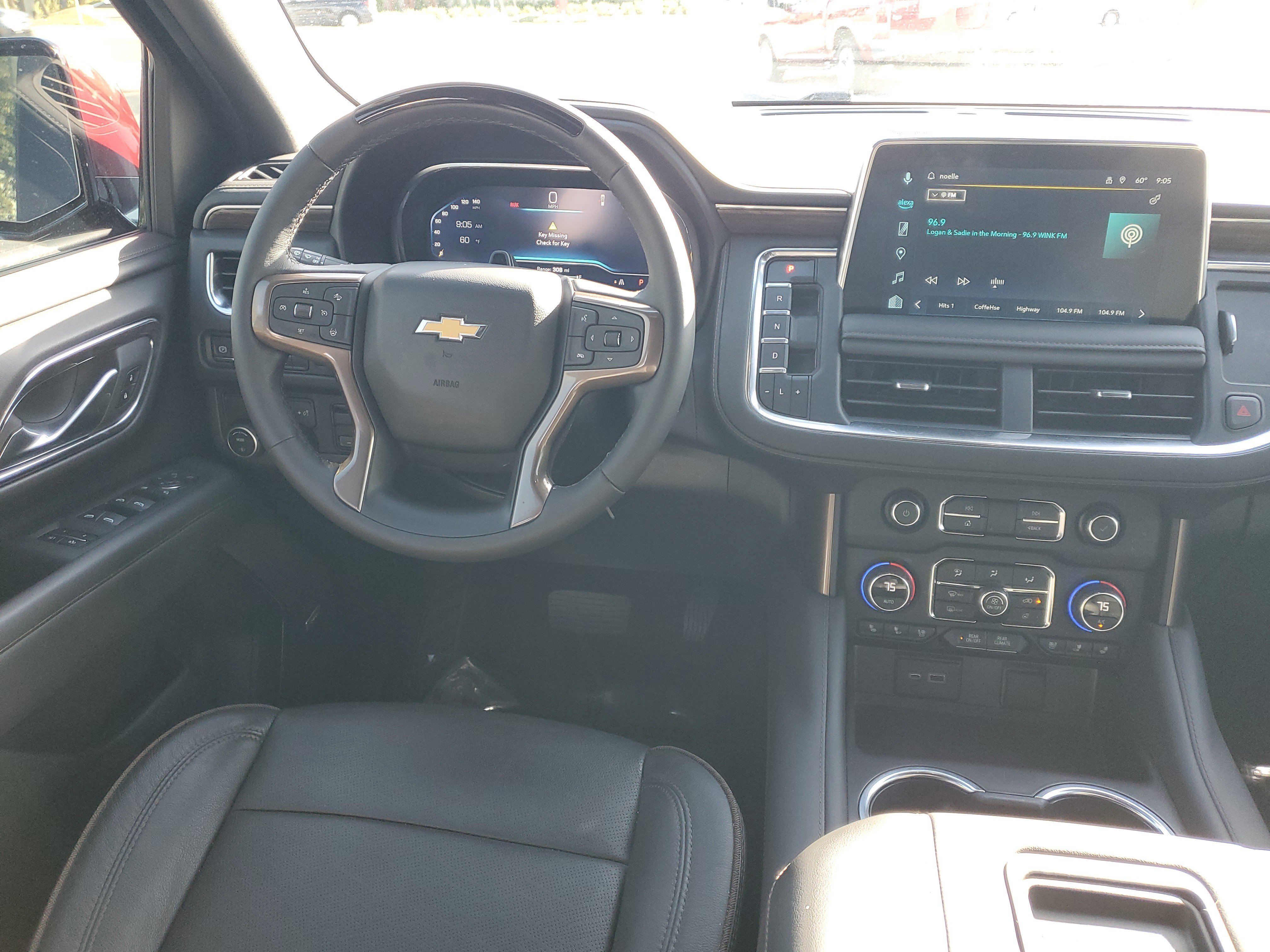 Used 2024 Chevrolet Tahoe High Country w/ Advanced Technology Package RWD image 16