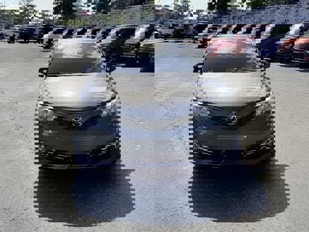 Used 2013 Toyota Camry SE image 3
