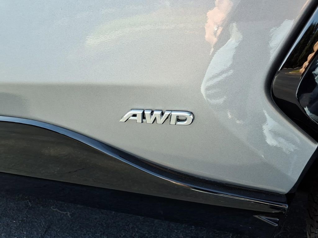 Used 2023 Toyota RAV4 XSE image 8