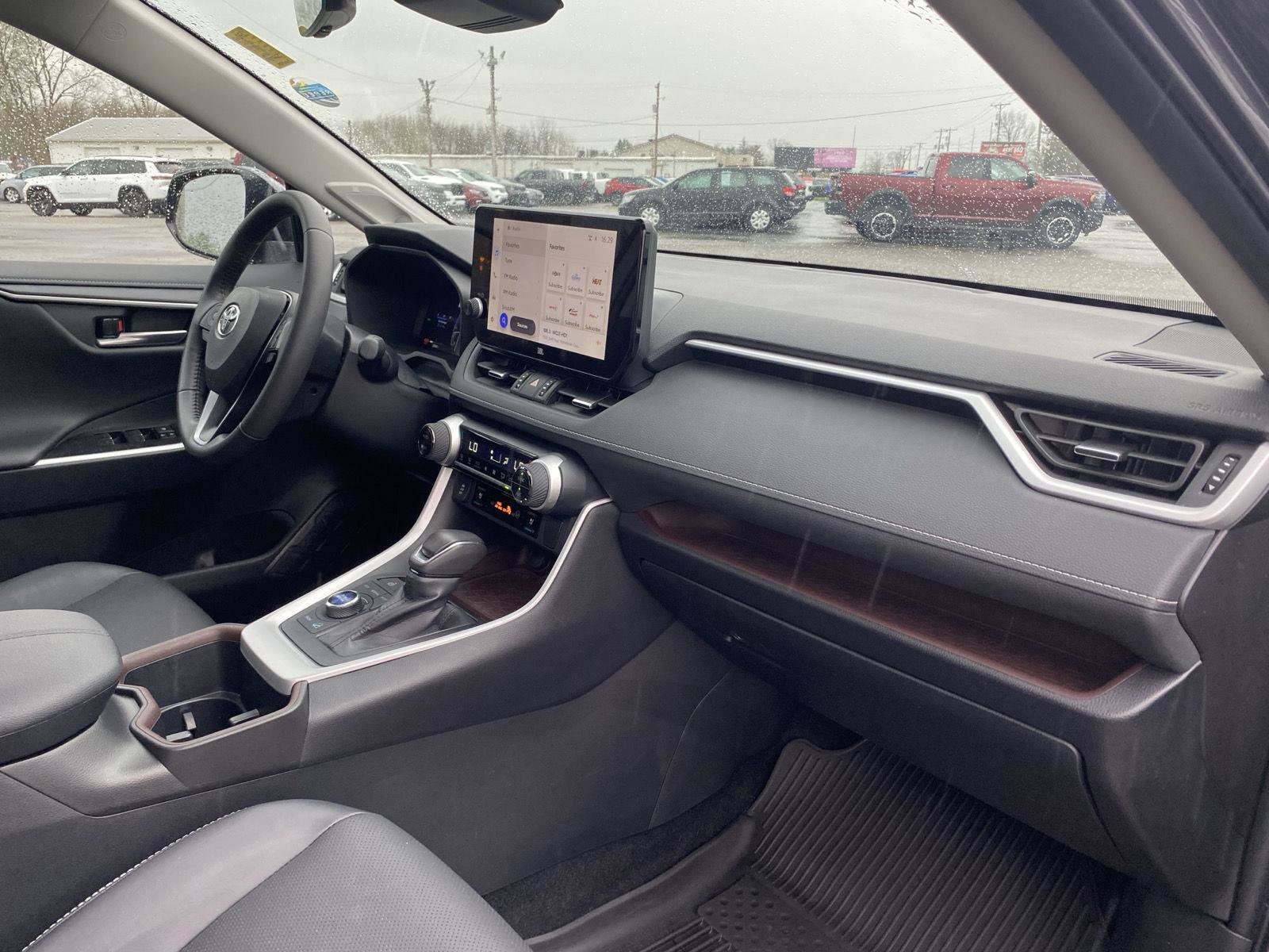 Used 2025 Toyota RAV4 Limited w/ Weather Package image 42