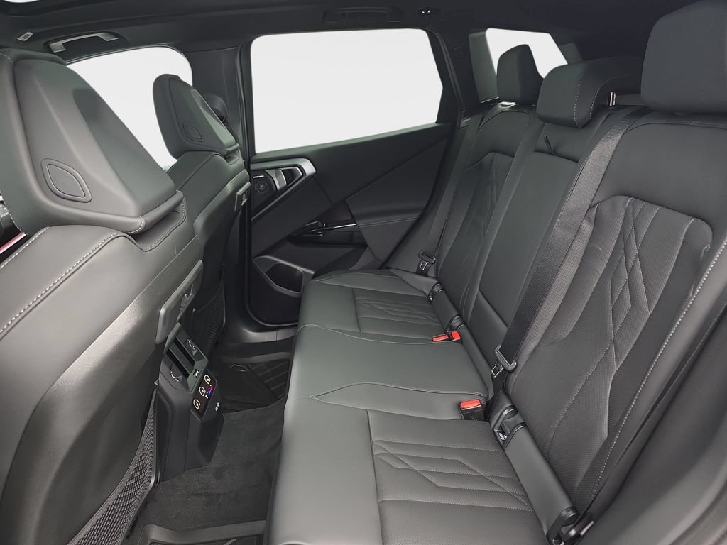 New 2026 BMW X3 xDrive30i w/ Premium Package AWD/4WD image 14