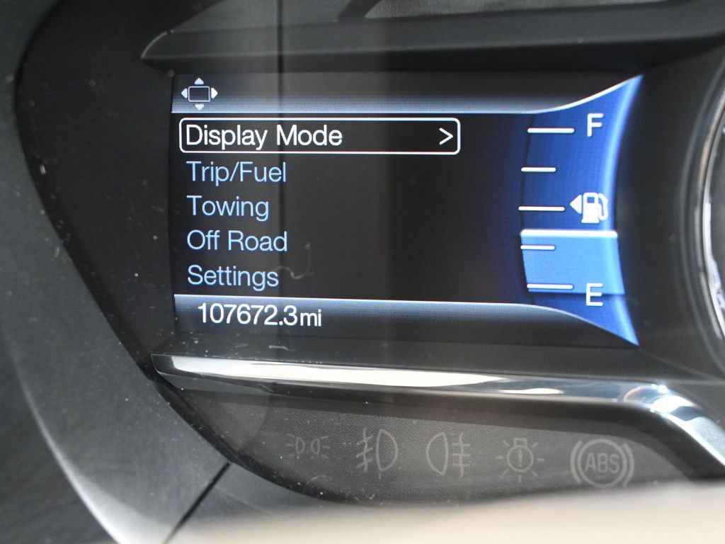 Used 2016 Lincoln Navigator Select image 32