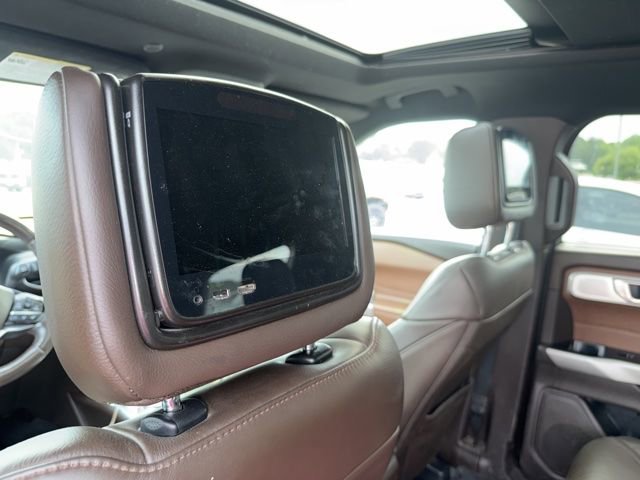 Certified 2022 Ford Explorer King Ranch w/ Class IV Trailer Tow Package RWD image 29