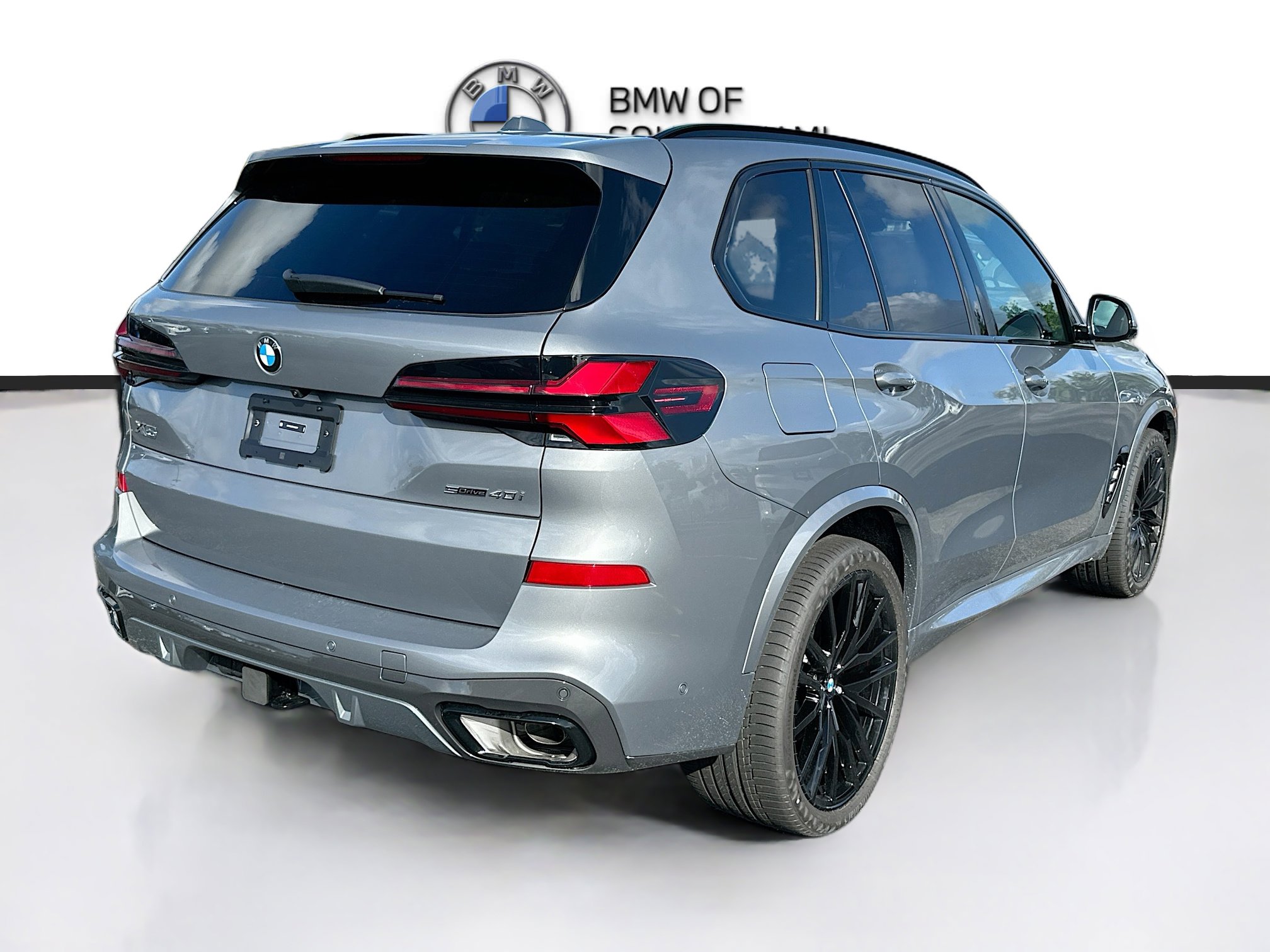 New 2026 BMW X5 sDrive40i w/ M Sport Package image 6
