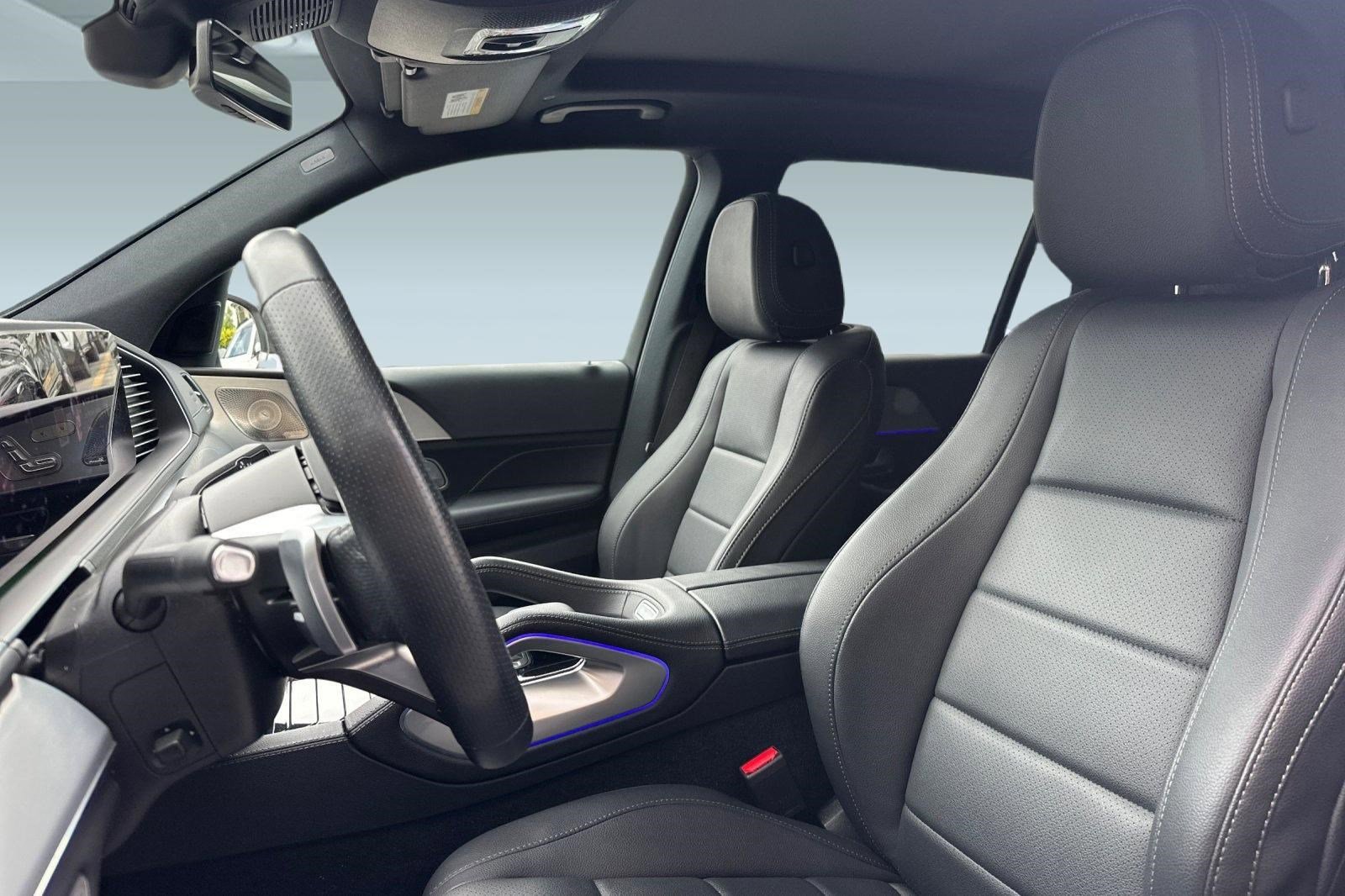 Used 2025 Mercedes-Benz GLS 450 4MATIC image 24