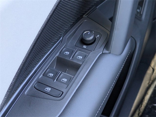 New 2026 Volkswagen Tiguan SE image 25