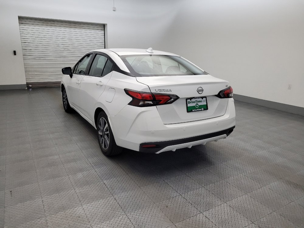 Used 2024 Nissan Versa SV FWD image 5