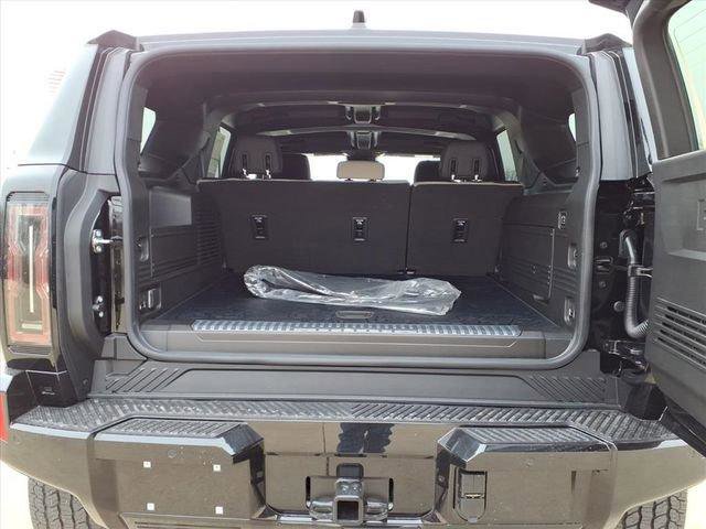 New 2026 GMC Hummer EV 2X image 17