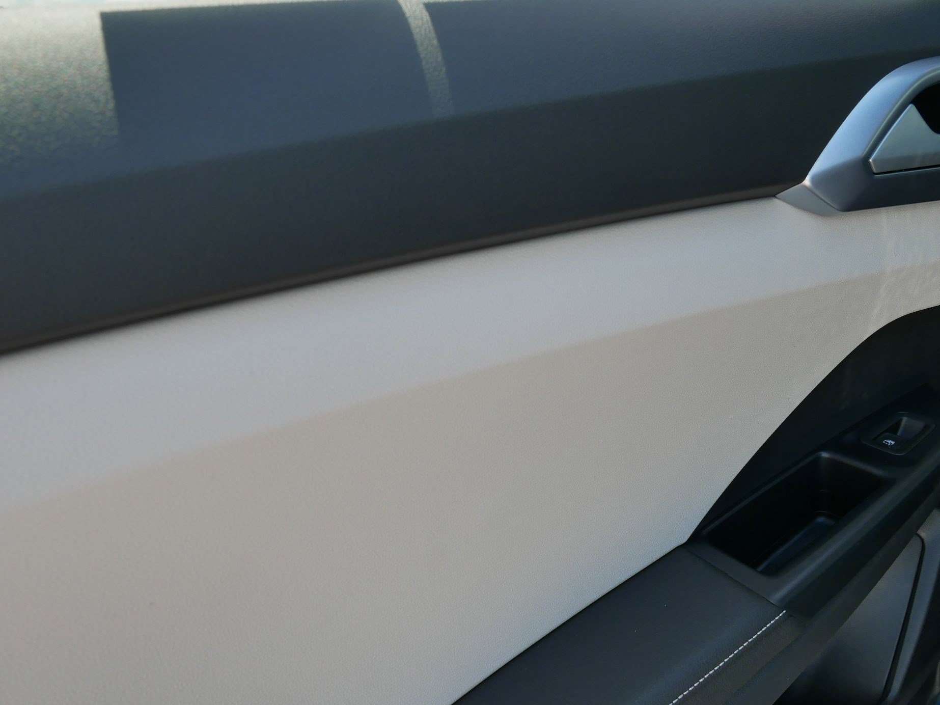 New 2026 Volkswagen Taos SE AWD/4WD image 8