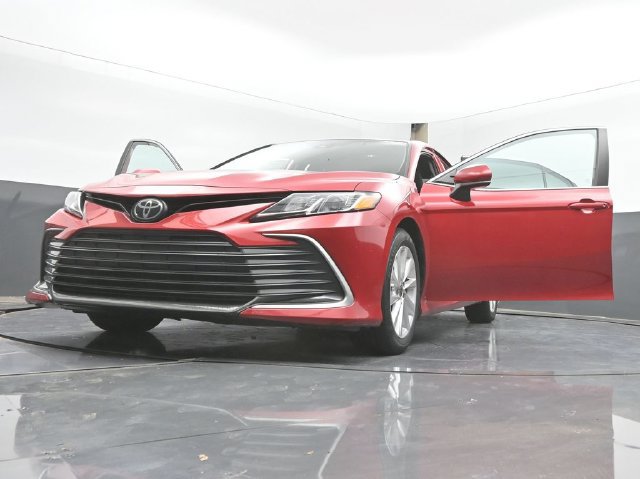 Used 2023 Toyota Camry LE FWD image 50