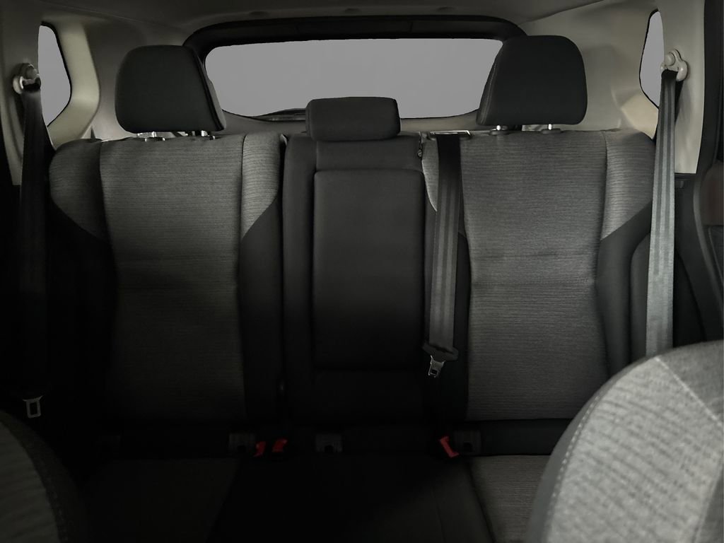 Used 2023 Nissan Rogue SV image 18