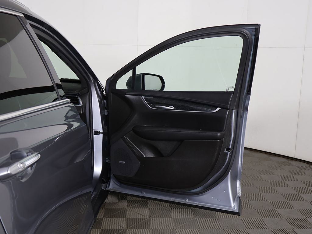 Used 2021 Cadillac XT5 Premium Luxury image 21