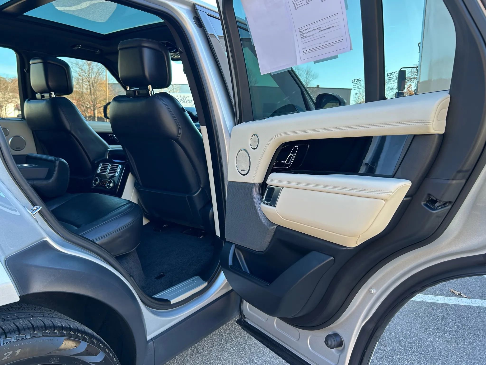 Used 2021 Land Rover Range Rover Westminster Edition image 63