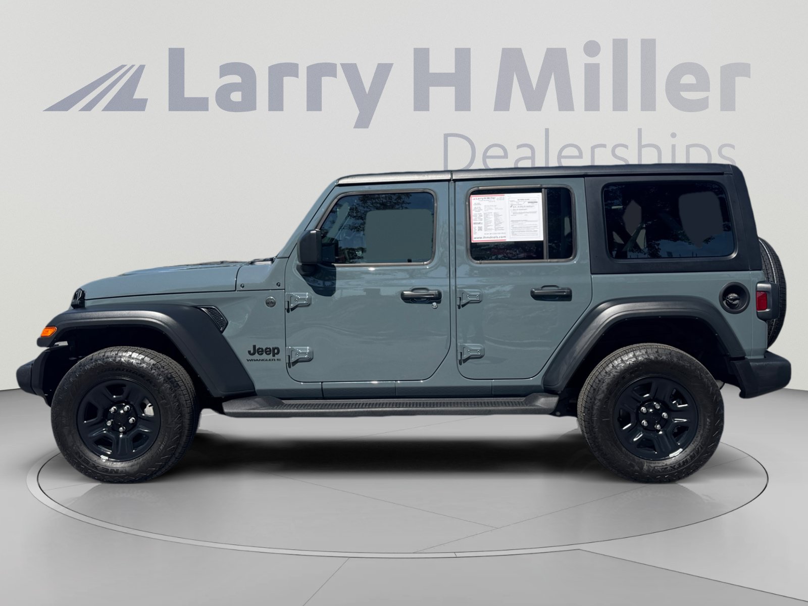 Used 2025 Jeep Wrangler Unlimited Sport AWD/4WD image 2