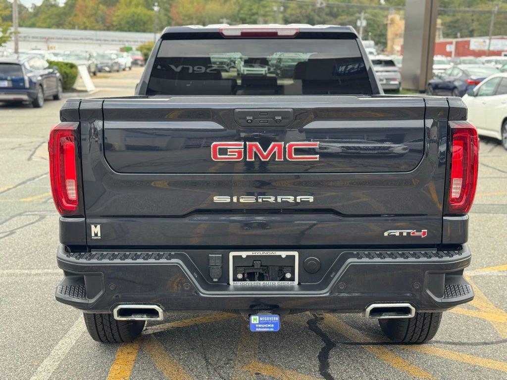 Used 2023 GMC Sierra 1500 AT4 image 5