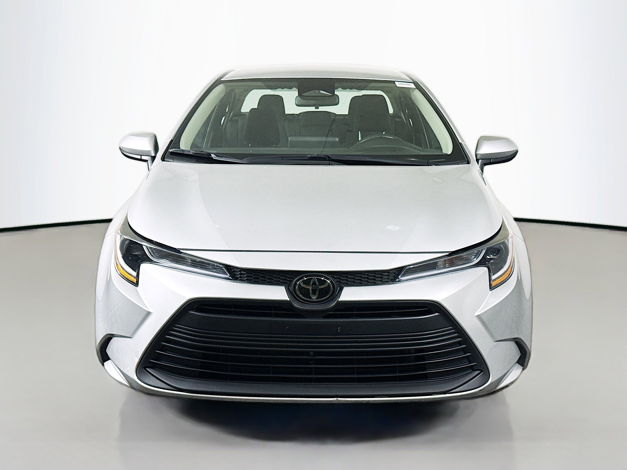 Used 2024 Toyota Corolla LE image 4