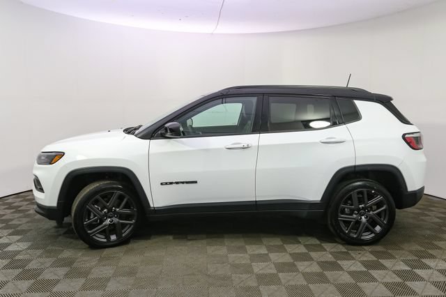 Used 2026 Jeep Compass Limited AWD/4WD image 6