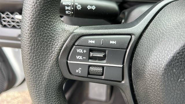 Used 2023 Honda Accord EX image 13