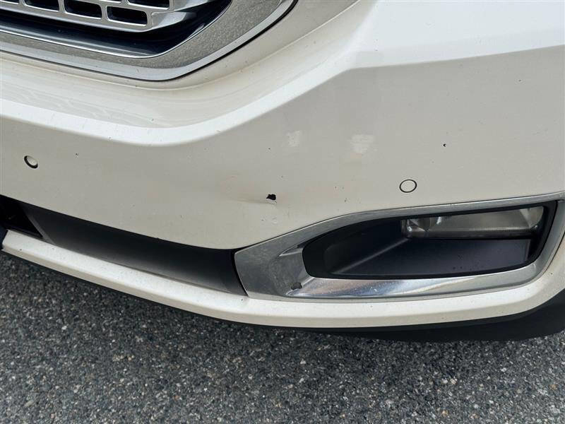 Used 2015 GMC Yukon XL Denali w/ Touring Package image 11