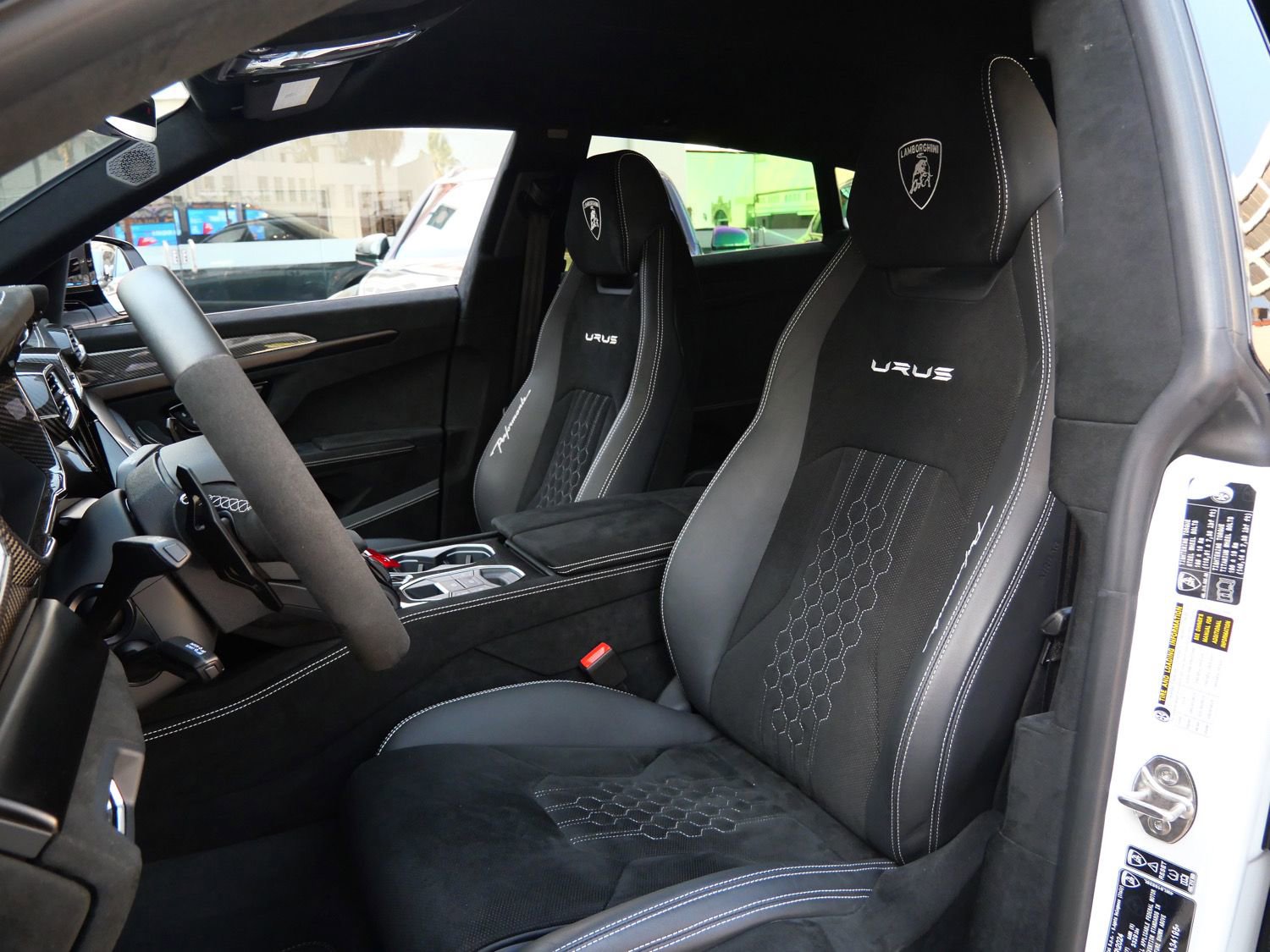 Used 2024 Lamborghini Urus Performante image 33