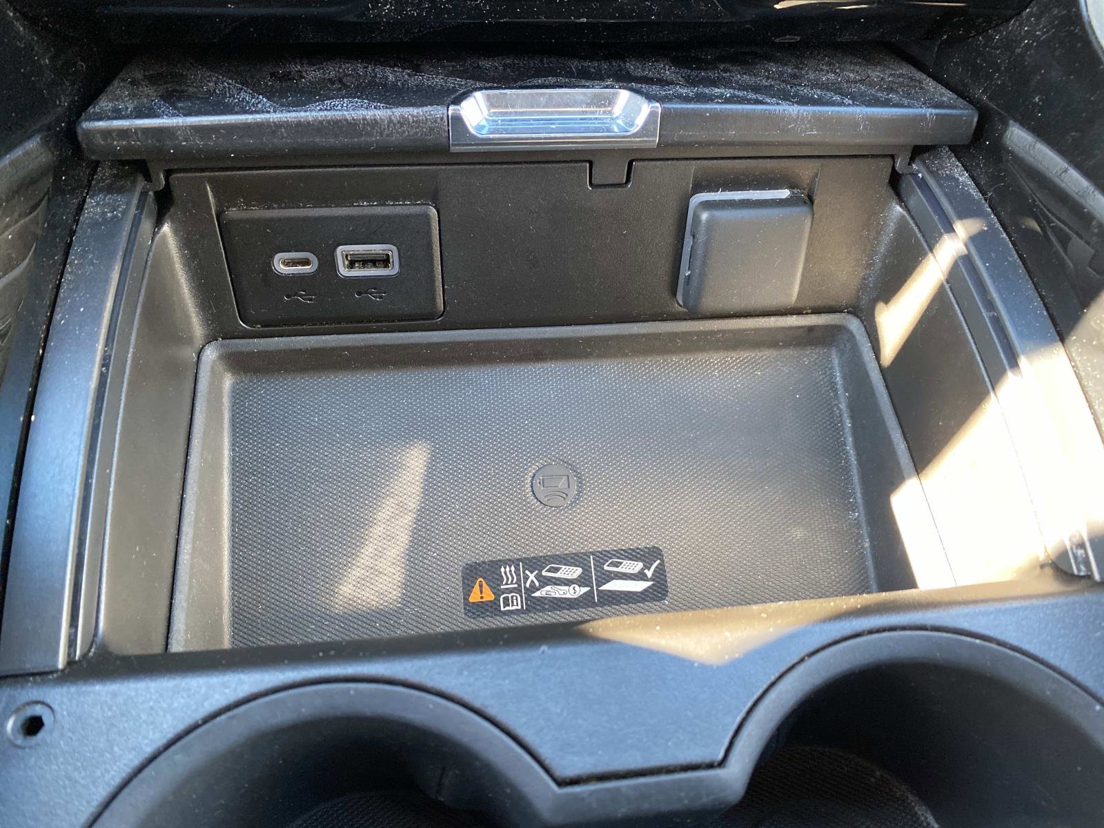 Used 2022 GMC Yukon XL Denali w/ Denali Ultimate Package image 15