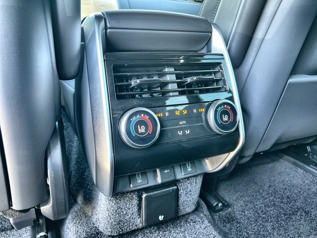 New 2027 Land Rover Range Rover SE AWD/4WD image 16