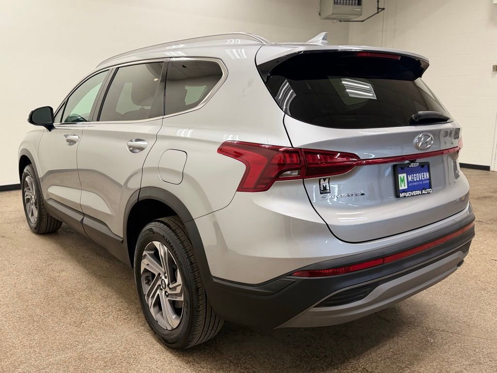 Used 2023 Hyundai Santa Fe SEL image 3