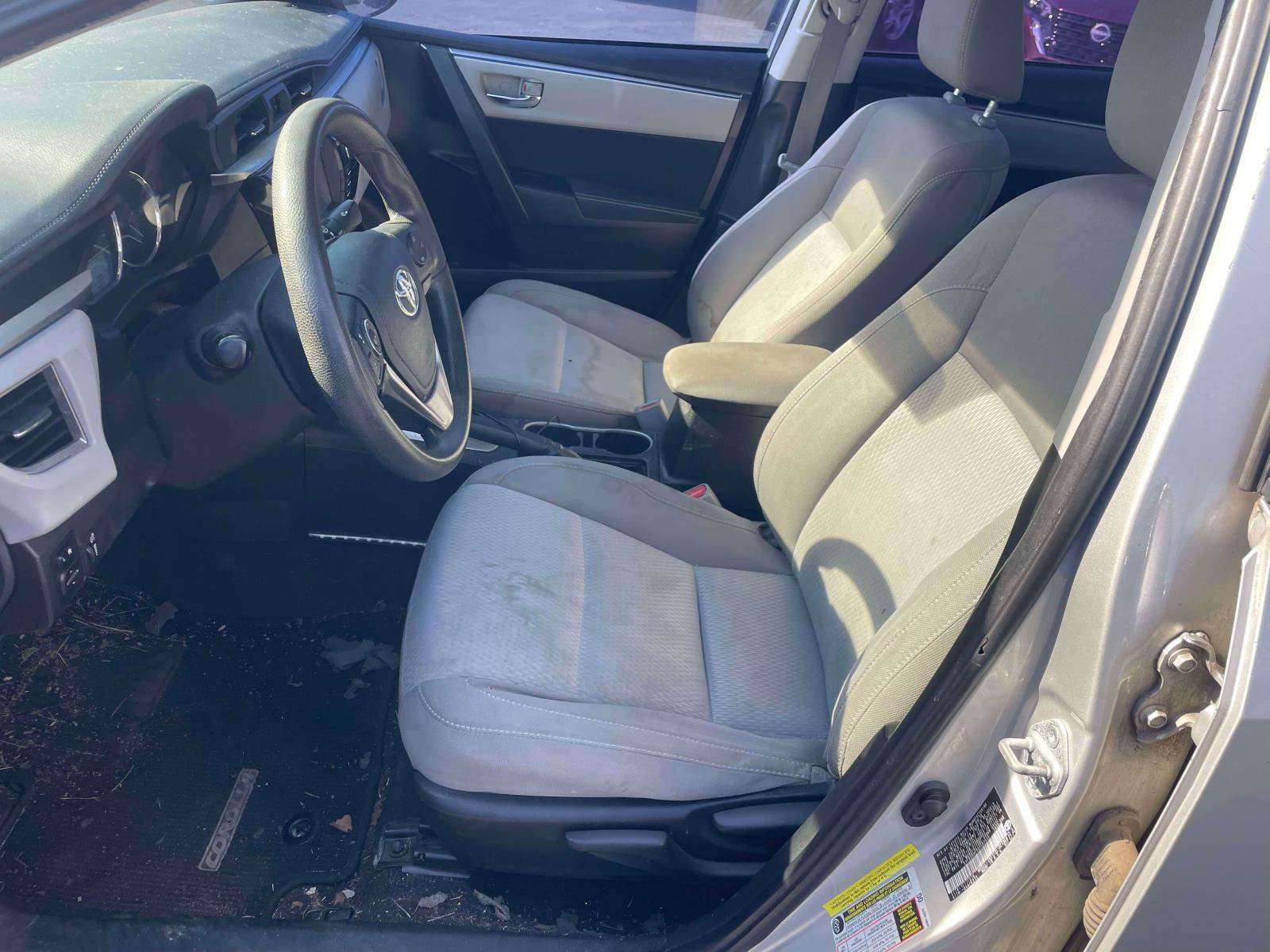 Used 2016 Toyota Corolla LE FWD image 13
