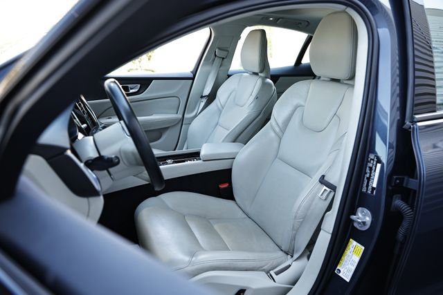 Used 2024 Volvo S60 B5 Core image 19