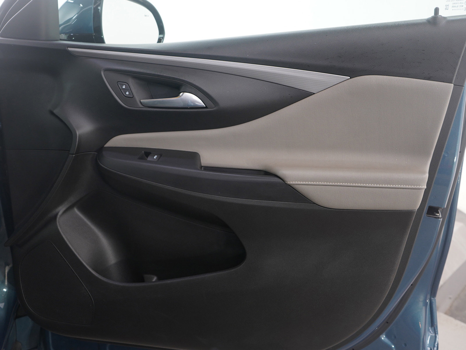 Used 2024 Buick Envista Avenir image 12