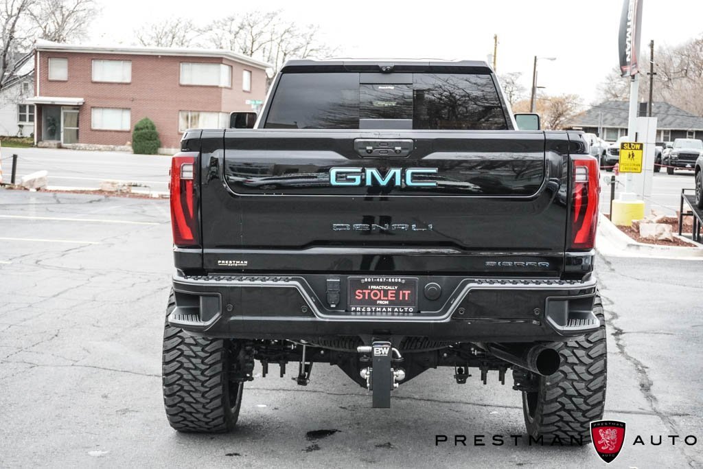 Used 2025 GMC Sierra 3500 Denali Ultimate image 31