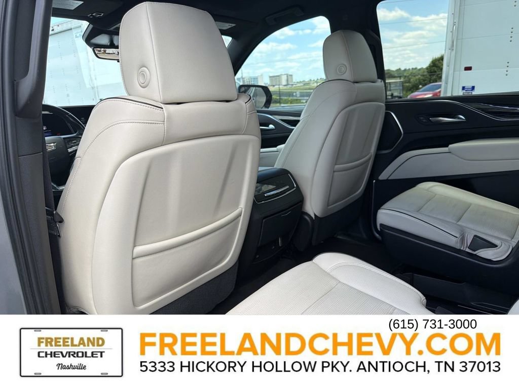 Used 2021 Cadillac Escalade Sport AWD/4WD image 17