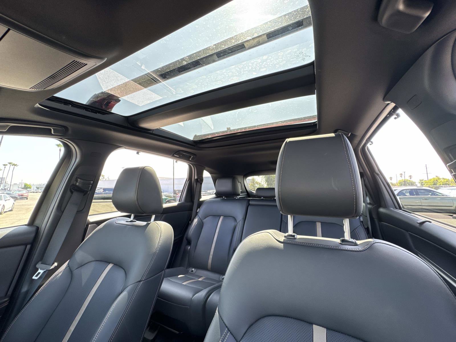 Certified 2025 MAZDA CX-70 Plug-In Hybrid w/ Premium Plus image 22