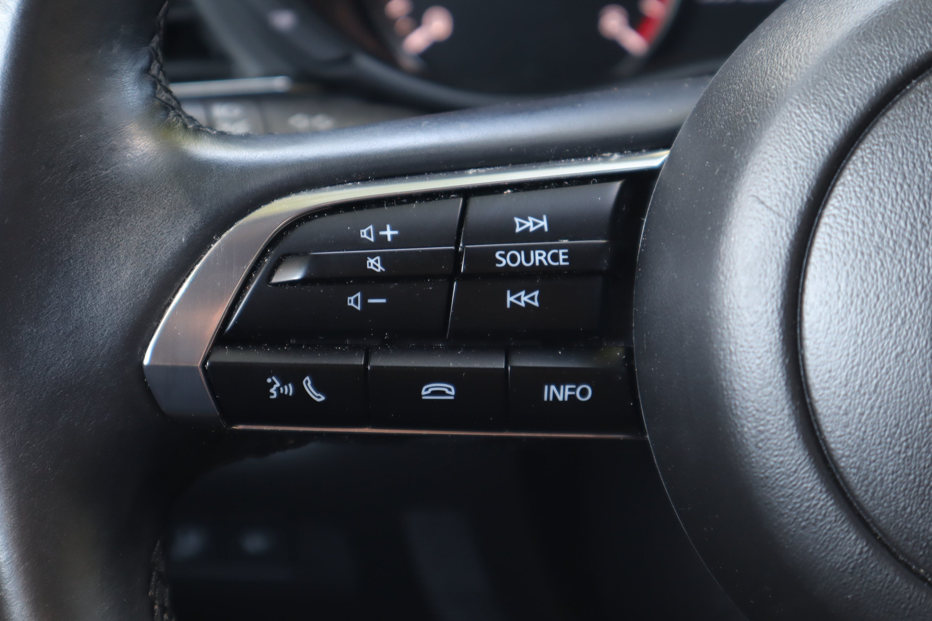 Certified 2024 MAZDA CX-30 AWD 2.5 S w/ Preferred Package image 17