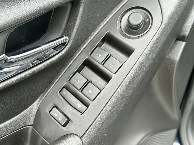 Used 2021 Chevrolet Trax LT FWD image 10