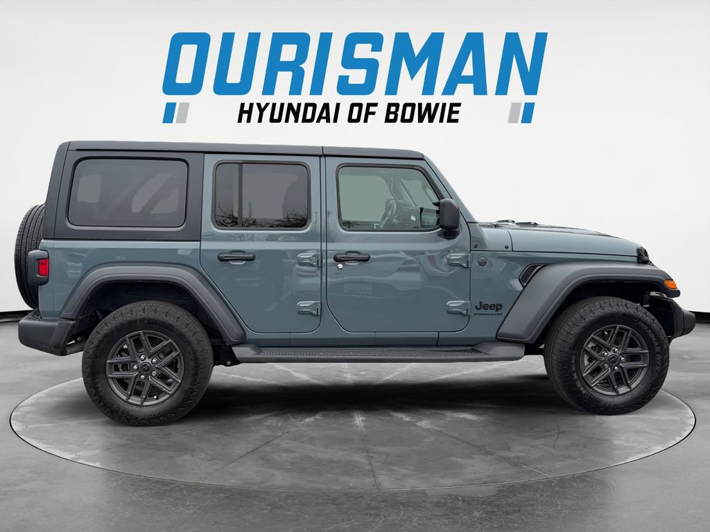 Used 2024 Jeep Wrangler Sport S image 7