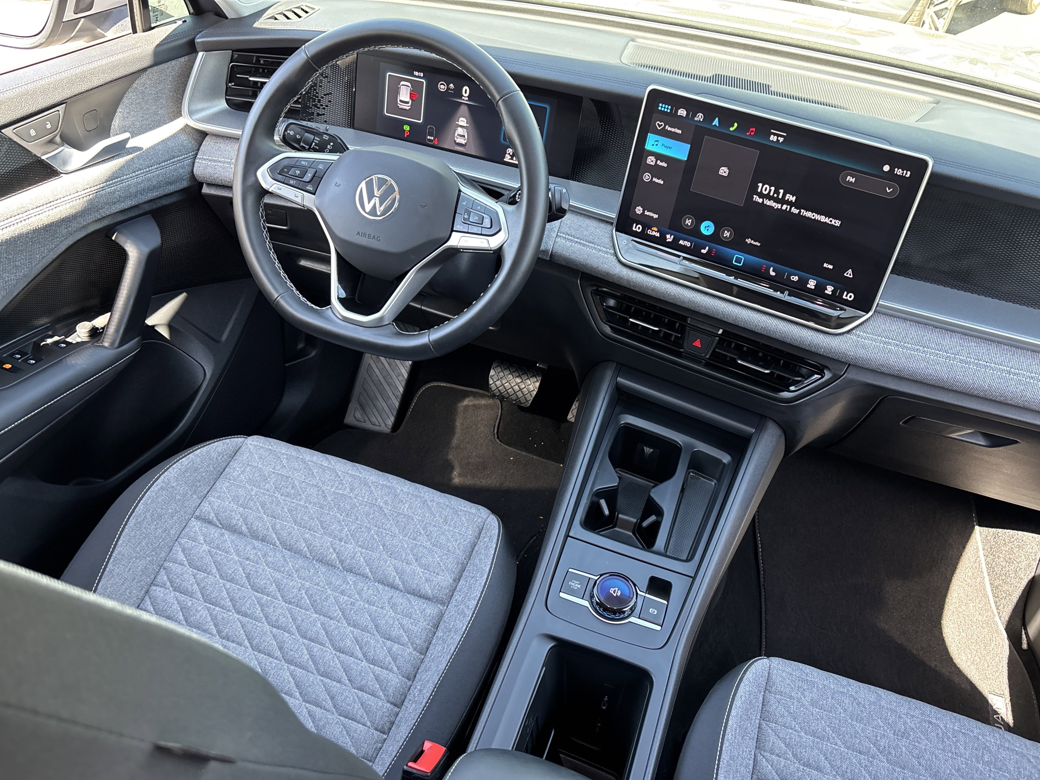 Used 2025 Volkswagen Tiguan S image 12