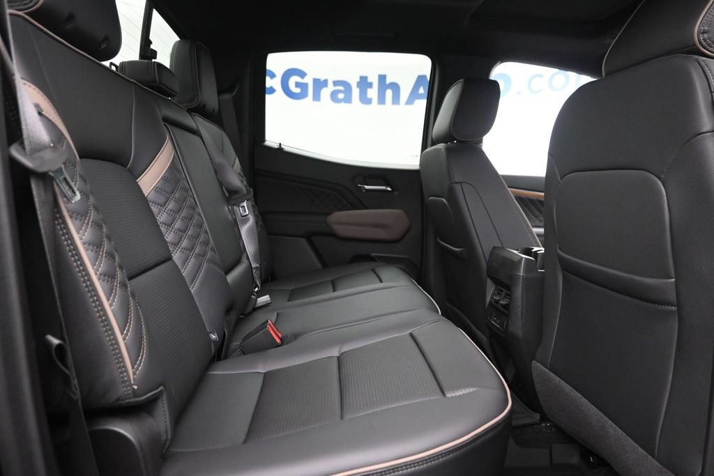 New 2026 GMC Canyon Denali AWD/4WD image 10