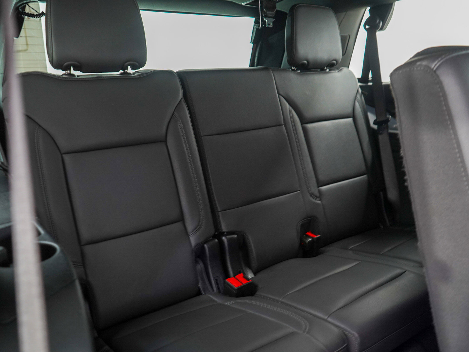 Used 2025 Chevrolet Tahoe LT AWD/4WD image 15