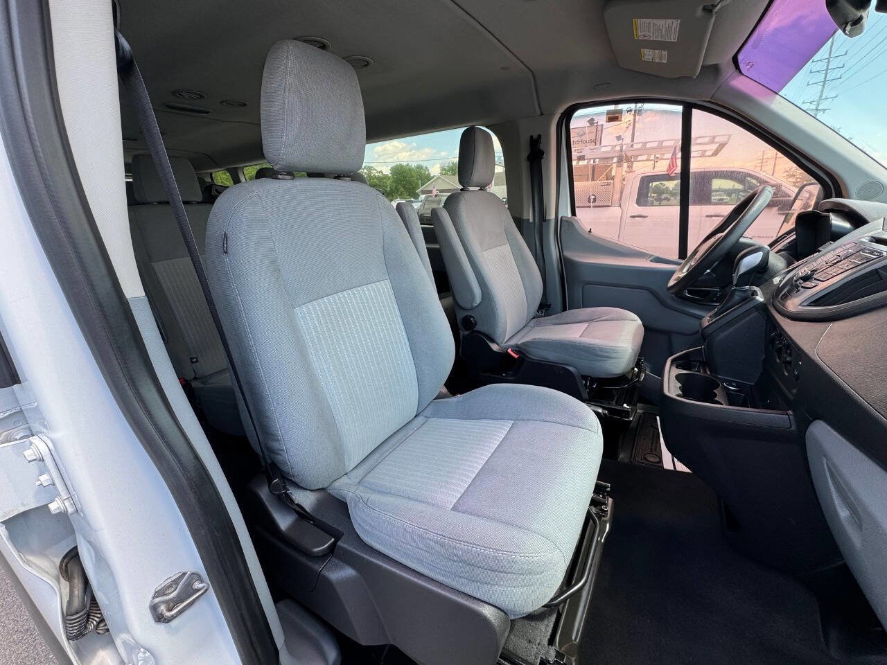 Used 2015 Ford Transit 350 XLT RWD image 13