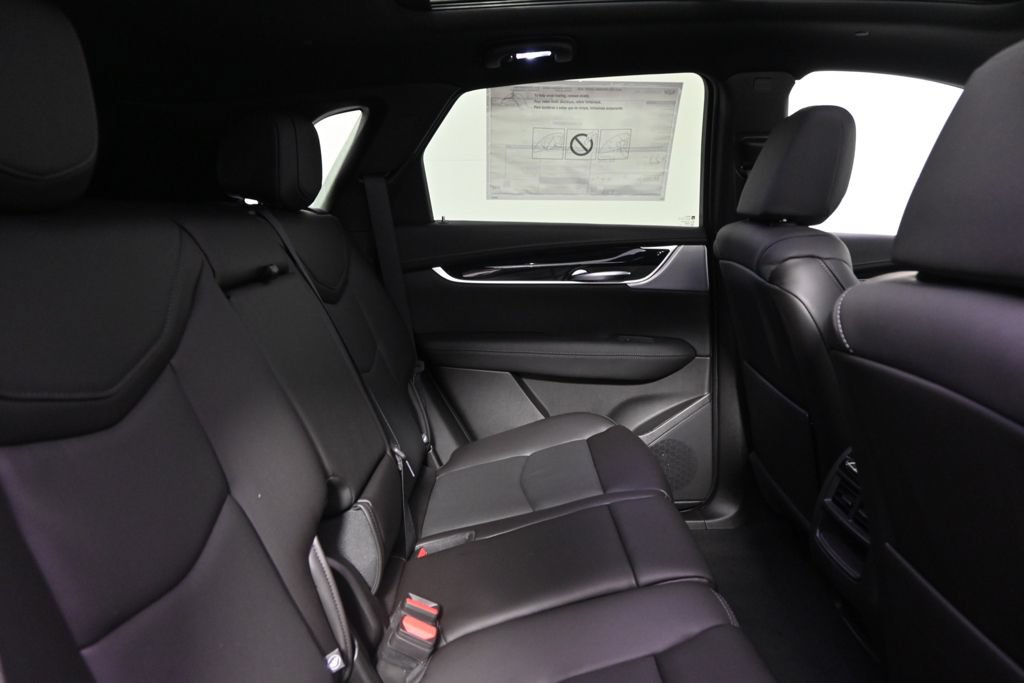 New 2025 Cadillac XT5 Premium Luxury w/ Technology Package AWD/4WD image 18